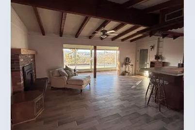 7891 Victor Vista Avenue, Yucca Valley, CA 92284 - Photo 11