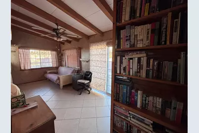 7891 Victor Vista Avenue, Yucca Valley, CA 92284 - Photo 27