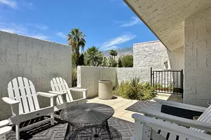 2218 N Sunshine Cir, Palm Springs, CA 92264 - Photo 1