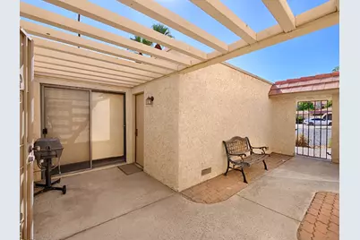 68512 Calle Alcazar, Cathedral City, CA 92234 - Photo 7