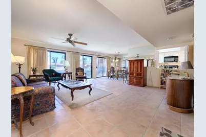 68512 Calle Alcazar, Cathedral City, CA 92234 - Photo 9