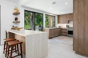 331 Gran Via, Palm Desert, CA 92260 - Photo 5