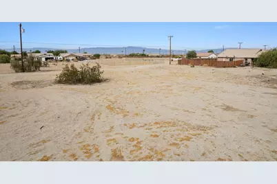 1226 Black Sea Avenue, Thermal, CA 92274 - Photo 7