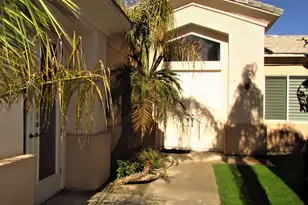 34 Paris Way, Rancho Mirage, CA 92270 - Photo 3