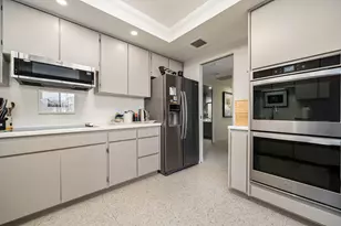 899 Island Dr, Rancho Mirage, CA 92270 - Photo 15