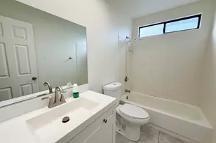 27136 Shadowcrest Ln, Cathedral City, CA 92234 - Photo 17