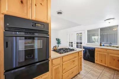 7798 Acoma Trail, Yucca Valley, CA 92284 - Photo 19