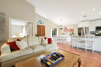 36055 Avenida De Las Montanas #E, Cathedral City, CA 92234 - Photo 9