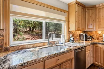 1147 Alameda Road, Big Bear City, CA 92314 - Photo 13