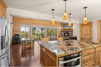 1147 Alameda Road, Big Bear City, CA 92314 - Photo 15