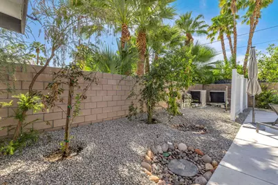 1075 E Sunny Dunes Road, Palm Springs, CA 92264 - Photo 91