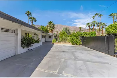 1075 E Sunny Dunes Road, Palm Springs, CA 92264 - Photo 5