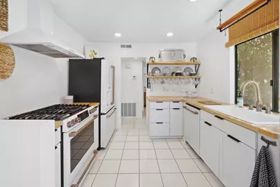 2440 S Linden Way #B, Palm Springs, CA 92264 - Photo 11
