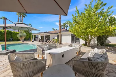 1055 E Louise Drive, Palm Springs, CA 92262 - Photo 37