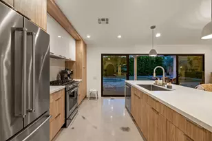 1055 E Louise Dr, Palm Springs, CA 92262 - Photo 17