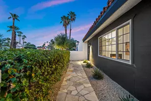 1055 E Louise Dr, Palm Springs, CA 92262 - Photo 11