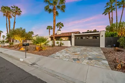 1055 E Louise Drive, Palm Springs, CA 92262 - Photo 9