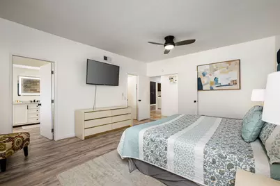 359 Desert Falls Drive E, Palm Desert, CA 92211 - Photo 21