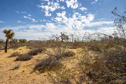 138 La Brisa Road, Yucca Valley, CA 92284 - Photo 7