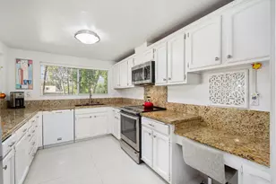 35036 Mission Hills Dr, Rancho Mirage, CA 92270 - Photo 11