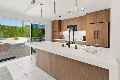 2210 E Calle Papagayo, Palm Springs, CA 92262 - Photo 13