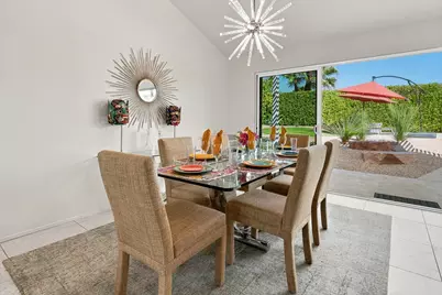 2210 E Calle Papagayo, Palm Springs, CA 92262 - Photo 9