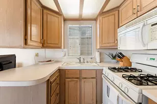 16400 Bubbling Wells Road, Desert Hot Springs, CA 92240 - Photo 9