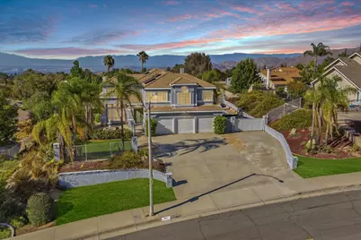 901 Clearwood Avenue, Riverside, CA 92506 - Photo 3