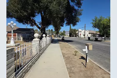 311 S Carmalita Street, Hemet, CA 92543 - Photo 7