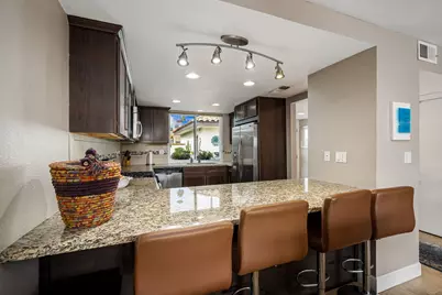 21 Toledo Drive, Rancho Mirage, CA 92270 - Photo 9