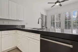 245 Strada Nova, Palm Desert, CA 92260 - Photo 11