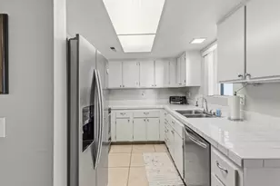 5301 E Waverly Dr, Palm Springs, CA 92264 - Photo 25