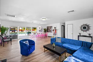 2099 E Racquet Club Road E, Palm Springs, CA 92262 - Photo 13