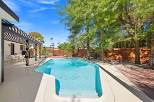 2200 N Carillo Rd, Palm Springs, CA 92262 - Photo 35