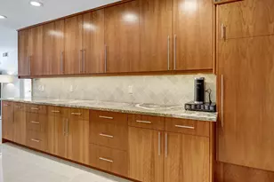 197 W Via Lola, Palm Springs, CA 92262 - Photo 9