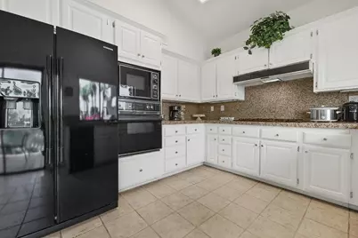 162 Lost River Drive, Palm Desert, CA 92211 - Photo 9