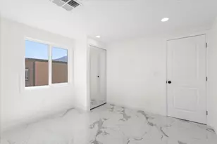 17069 N Indian Canyon Dr, Palm Springs, CA 92262 - Photo 19