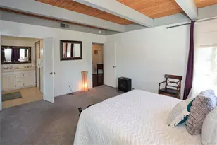 1010 Brookside Ln, Fawnskin, CA 92333 - Photo 33