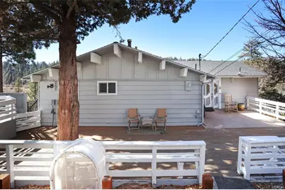 1010 Brookside Lane, Fawnskin, CA 92333 - Photo 5