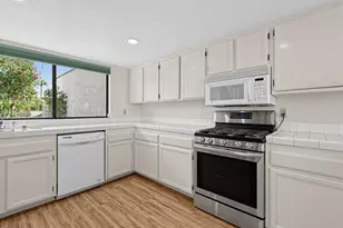 177 Winterhaven Cir, Palm Desert, CA 92260 - Photo 3