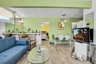 1111 E Palm Canyon Dr, Palm Springs, CA 92264 - Photo 15