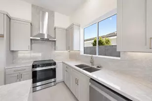31350 Avenida Del Padre, Cathedral City, CA 92234 - Photo 9