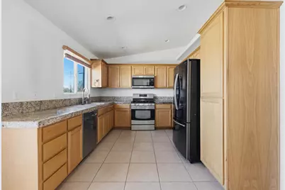 6829 Quail Spring Avenue, Twentynine Palms, CA 92277 - Photo 11