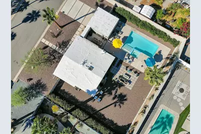 408 E Glen Circle N, Palm Springs, CA 92262 - Photo 3