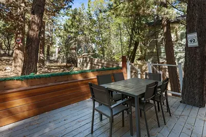 800 Cedar Lane, Sugarloaf, CA 92386 - Photo 27