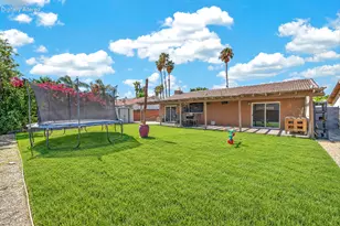 31110 Avenida Maravilla, Cathedral City, CA 92234 - Photo 21