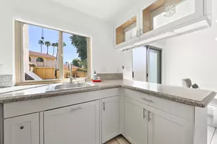 73145 Alice Marble Ln, Palm Desert, CA 92260 - Photo 13