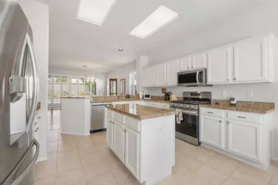 37453 Turnberry Isle Drive, Palm Desert, CA 92211 - Photo 17