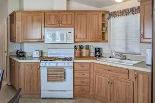 70200 Dillon Road, Desert Hot Springs, CA 92241 - Photo 11