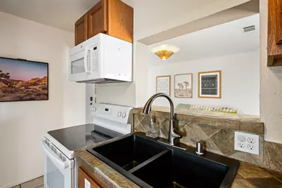 56575 Sunnyslope Drive, Yucca Valley, CA 92284 - Photo 9